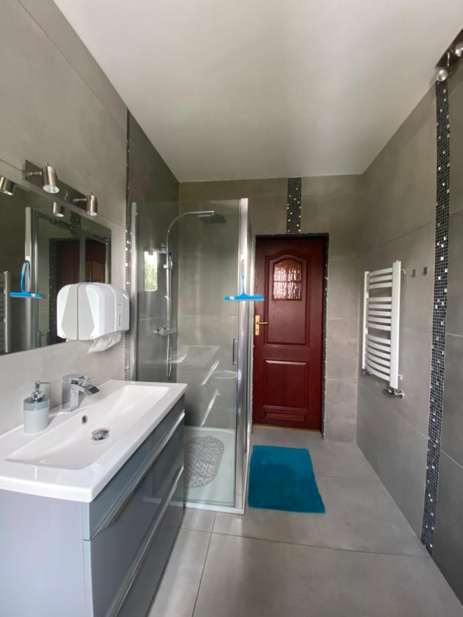 Wiktoria Apartment Bachowice Luaran gambar
